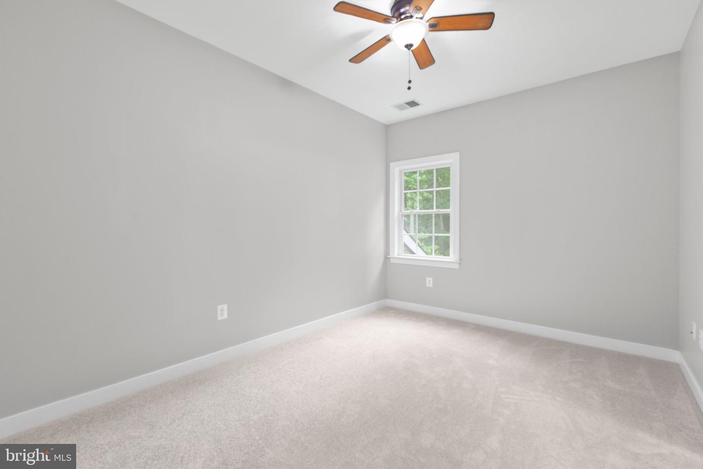 12604 HIDDEN HILLS LN, FREDERICKSBURG, Virginia 22407, 5 Bedrooms Bedrooms, ,4 BathroomsBathrooms,Residential,For sale,12604 HIDDEN HILLS LN,VASP2033268 MLS # VASP2033268