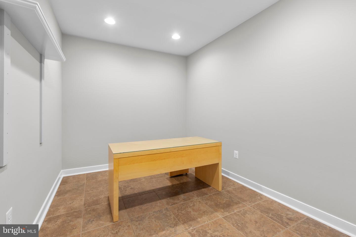 12604 HIDDEN HILLS LN, FREDERICKSBURG, Virginia 22407, 5 Bedrooms Bedrooms, ,4 BathroomsBathrooms,Residential,For sale,12604 HIDDEN HILLS LN,VASP2033268 MLS # VASP2033268