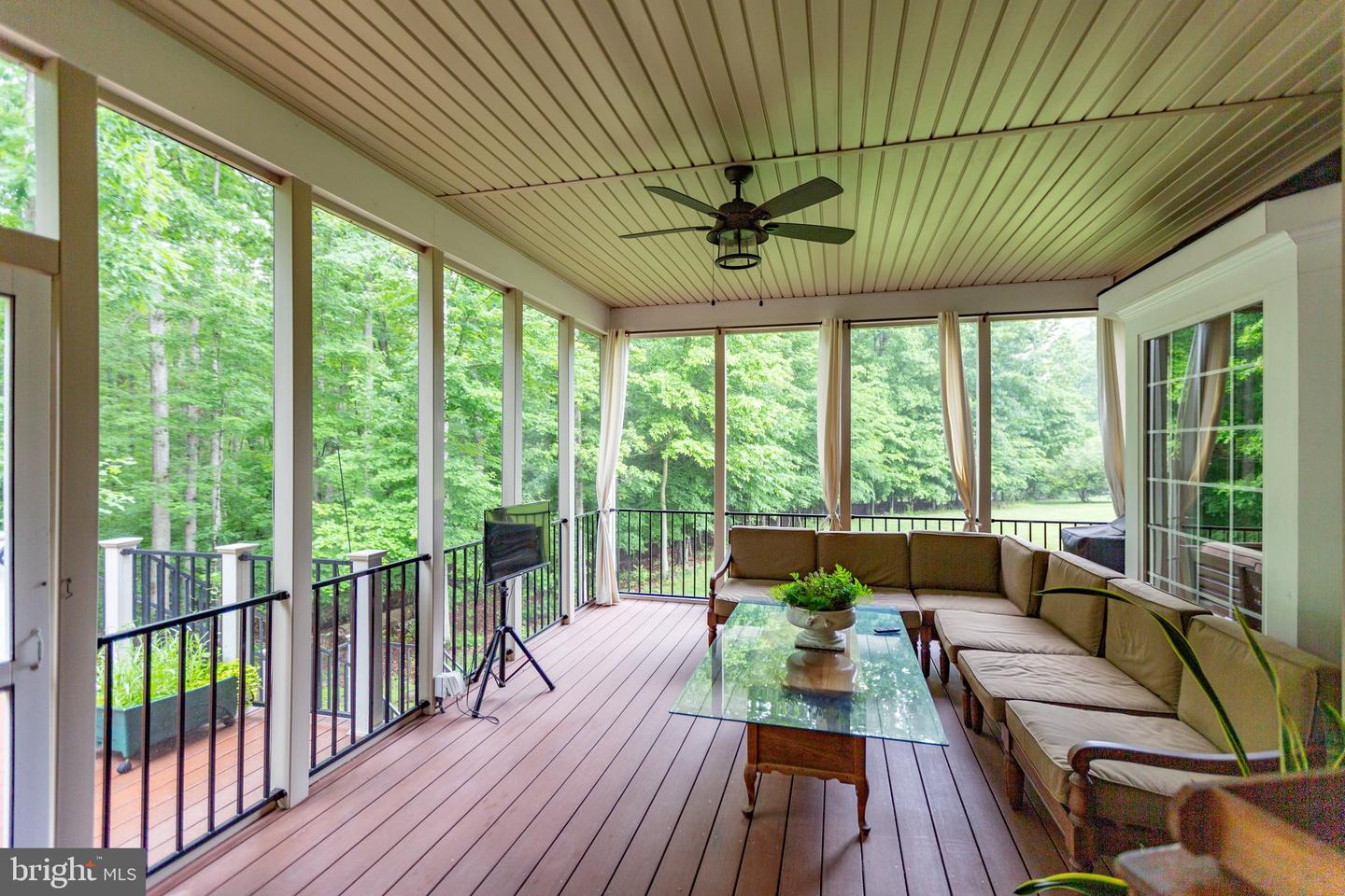 12604 HIDDEN HILLS LN, FREDERICKSBURG, Virginia 22407, 5 Bedrooms Bedrooms, ,4 BathroomsBathrooms,Residential,For sale,12604 HIDDEN HILLS LN,VASP2033268 MLS # VASP2033268
