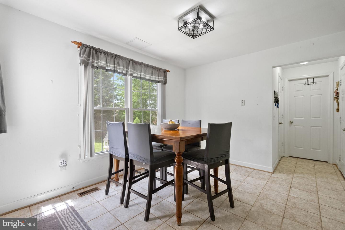 134 DERBY WAY, WARRENTON, Virginia 20186, 4 Bedrooms Bedrooms, ,2 BathroomsBathrooms,Residential,For sale,134 DERBY WAY,VAFQ2016706 MLS # VAFQ2016706