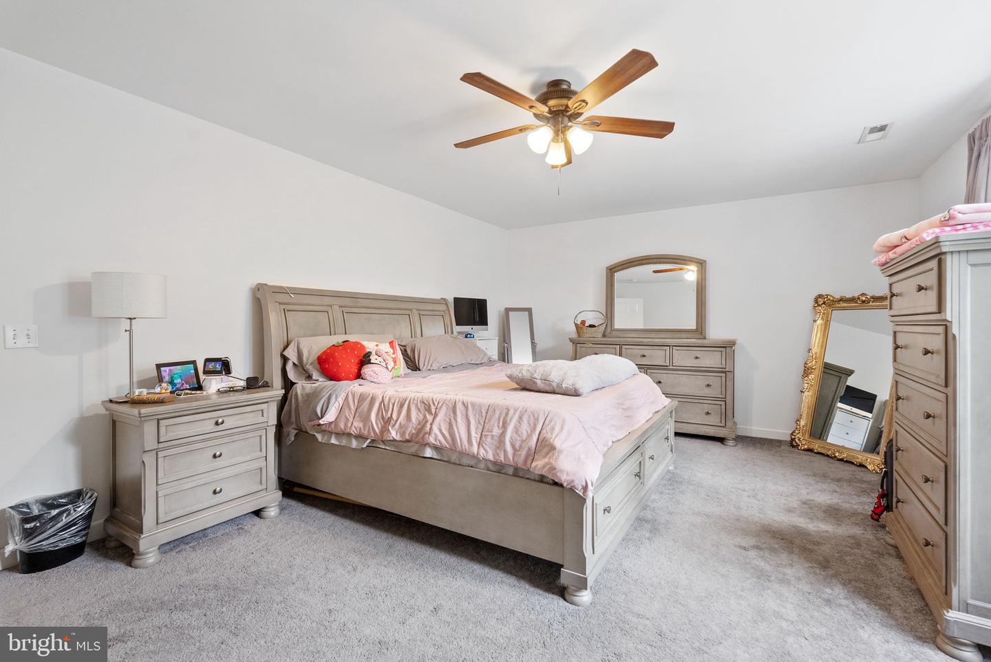 134 DERBY WAY, WARRENTON, Virginia 20186, 4 Bedrooms Bedrooms, ,2 BathroomsBathrooms,Residential,For sale,134 DERBY WAY,VAFQ2016706 MLS # VAFQ2016706