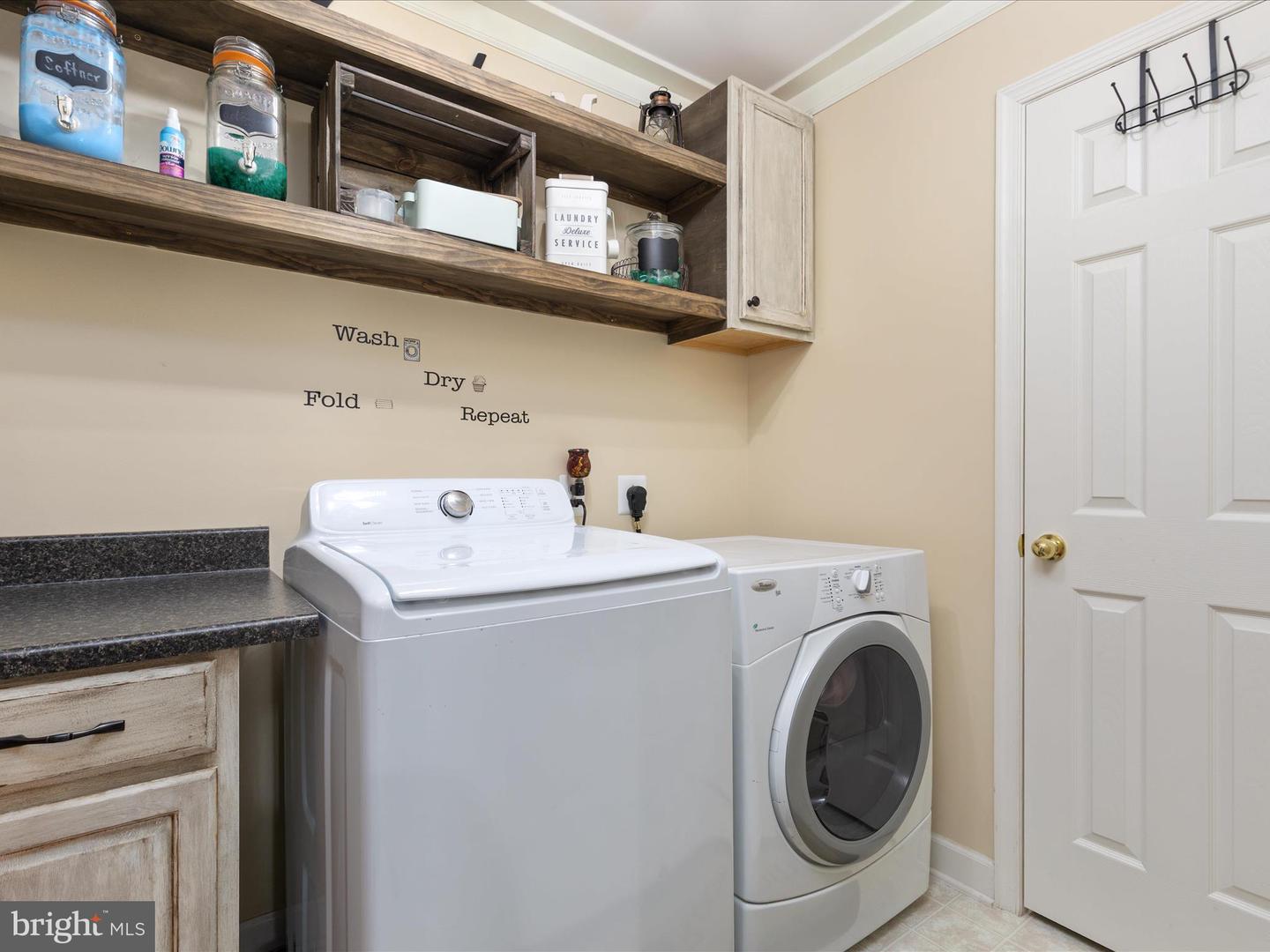 1504 IDLEWILD BLVD, FREDERICKSBURG, Virginia 22401, 5 Bedrooms Bedrooms, 3 Rooms Rooms,3 BathroomsBathrooms,Residential,For sale,1504 IDLEWILD BLVD,VAFB2008278 MLS # VAFB2008278