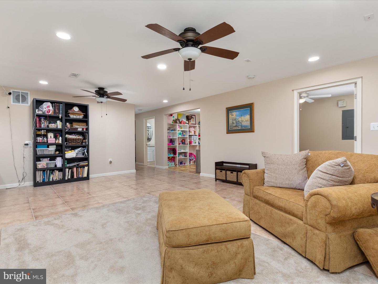 1504 IDLEWILD BLVD, FREDERICKSBURG, Virginia 22401, 5 Bedrooms Bedrooms, 3 Rooms Rooms,3 BathroomsBathrooms,Residential,For sale,1504 IDLEWILD BLVD,VAFB2008278 MLS # VAFB2008278