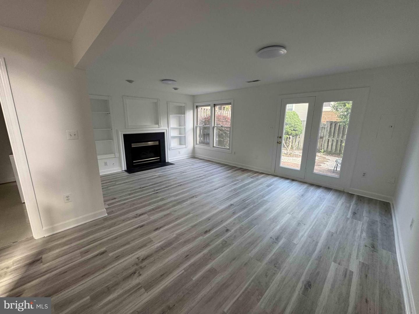 6325 POWDER FLASK CT, CENTREVILLE, Virginia 20121, 3 Bedrooms Bedrooms, ,2 BathroomsBathrooms,Residential,For sale,6325 POWDER FLASK CT,VAFX2242234 MLS # VAFX2242234