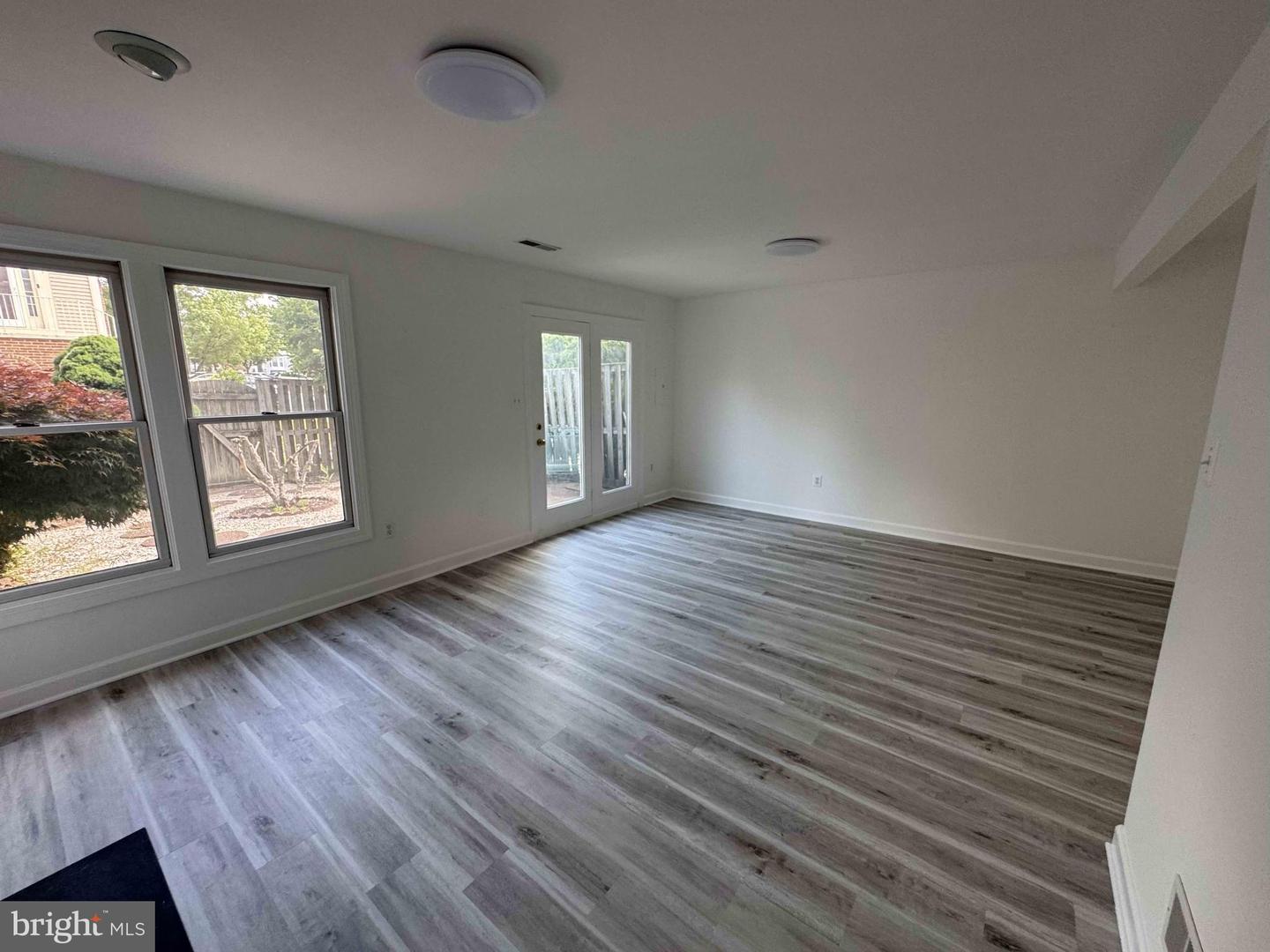 6325 POWDER FLASK CT, CENTREVILLE, Virginia 20121, 3 Bedrooms Bedrooms, ,2 BathroomsBathrooms,Residential,For sale,6325 POWDER FLASK CT,VAFX2242234 MLS # VAFX2242234