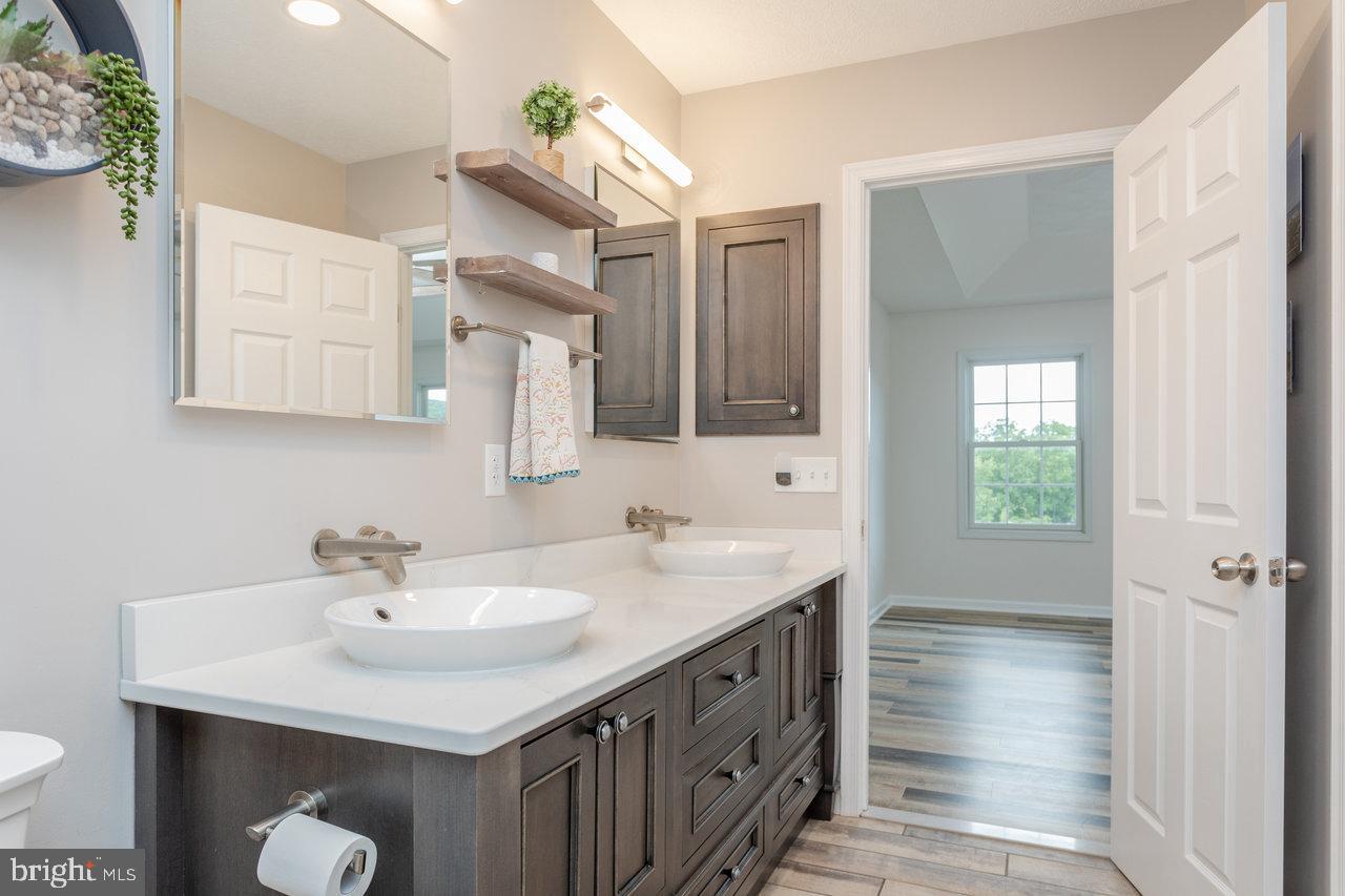 6081 DOTTS LN, PENN LAIRD, Virginia 22846, 4 Bedrooms Bedrooms, ,2 BathroomsBathrooms,Residential,For sale,6081 DOTTS LN,VARO2002328 MLS # VARO2002328