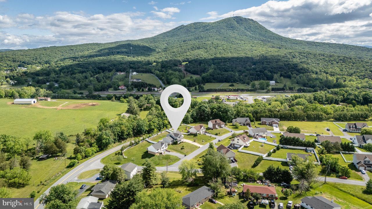 6081 DOTTS LN, PENN LAIRD, Virginia 22846, 4 Bedrooms Bedrooms, ,2 BathroomsBathrooms,Residential,For sale,6081 DOTTS LN,VARO2002328 MLS # VARO2002328