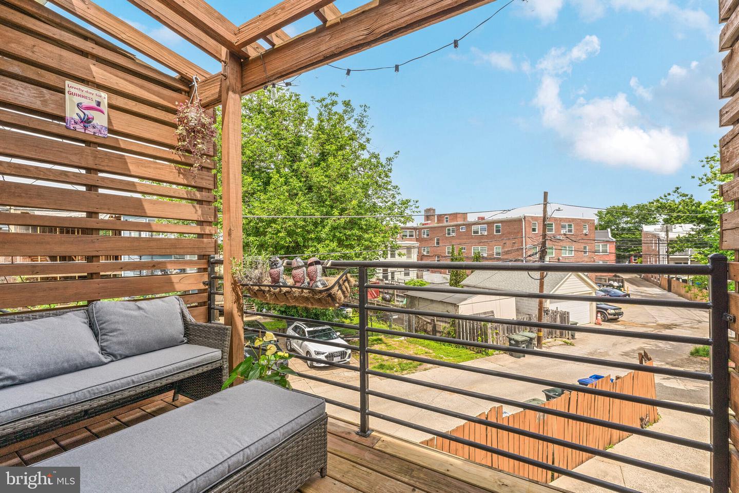 961 RANDOLPH ST NW #3, WASHINGTON, District Of Columbia 20011, 1 Bedroom Bedrooms, ,1 BathroomBathrooms,Residential,For sale,961 RANDOLPH ST NW #3,DCDC2202024 MLS # DCDC2202024