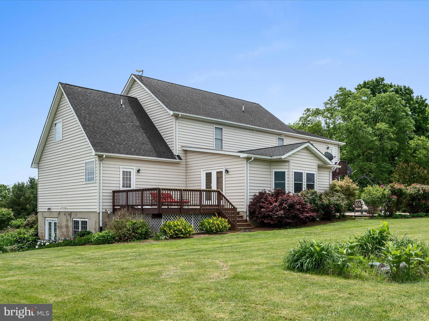 111 SOLDIERS LN, BERRYVILLE, Virginia 22611, 6 Bedrooms Bedrooms, ,4 BathroomsBathrooms,Residential,For sale,111 SOLDIERS LN,VACL2003762 MLS # VACL2003762
