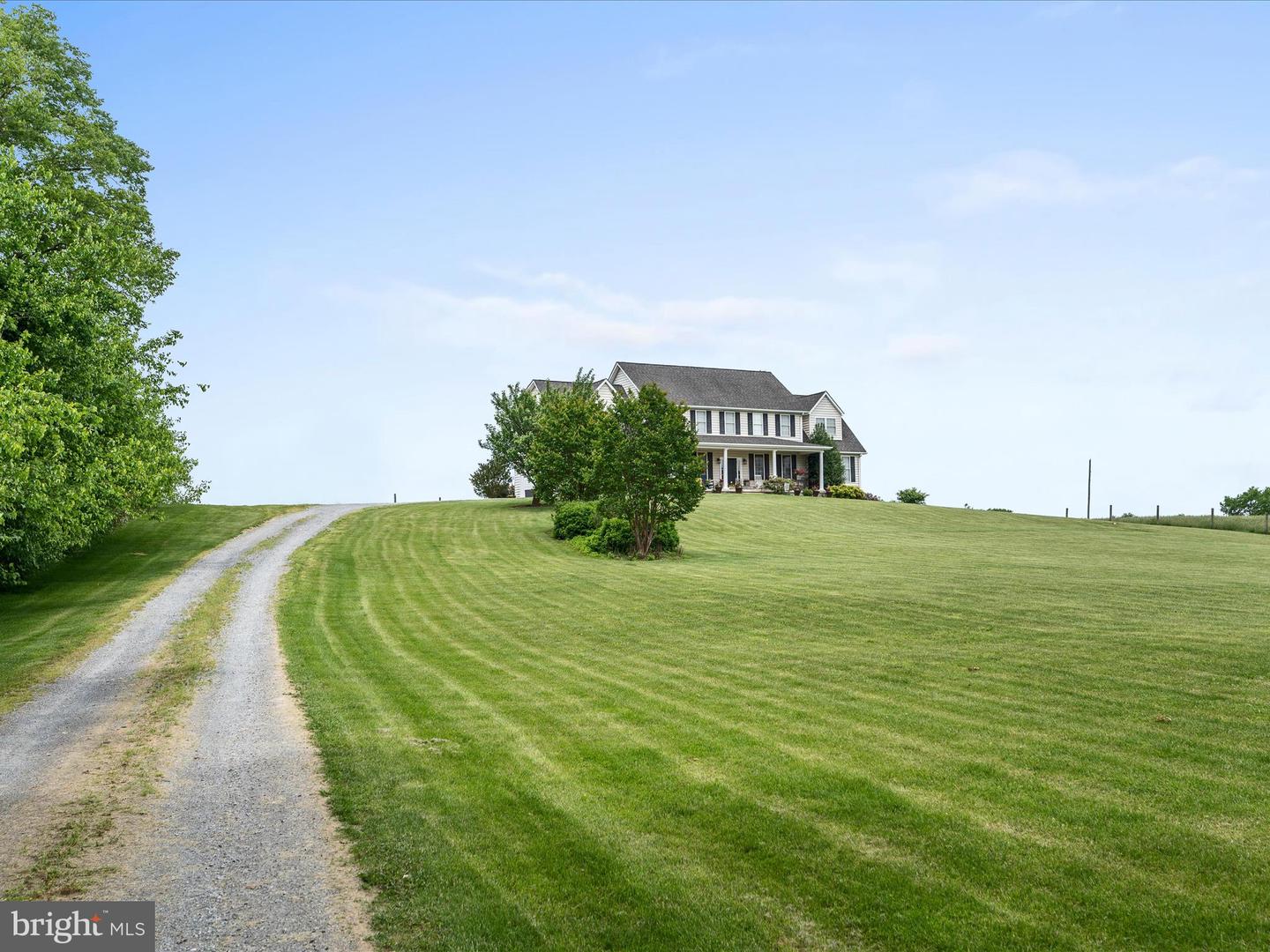 111 SOLDIERS LN, BERRYVILLE, Virginia 22611, 6 Bedrooms Bedrooms, ,4 BathroomsBathrooms,Residential,For sale,111 SOLDIERS LN,VACL2003762 MLS # VACL2003762