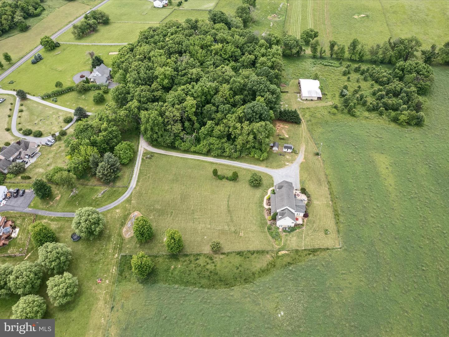 111 SOLDIERS LN, BERRYVILLE, Virginia 22611, 6 Bedrooms Bedrooms, ,4 BathroomsBathrooms,Residential,For sale,111 SOLDIERS LN,VACL2003762 MLS # VACL2003762