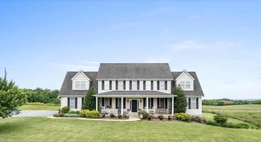 111 SOLDIERS LN, BERRYVILLE, Virginia 22611, 6 Bedrooms Bedrooms, ,4 BathroomsBathrooms,Residential,For sale,111 SOLDIERS LN,VACL2003762 MLS # VACL2003762