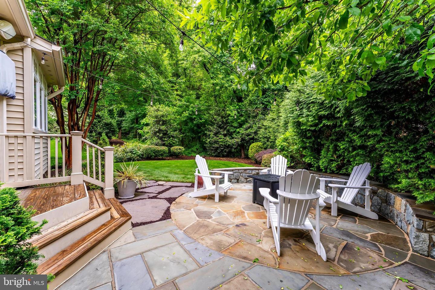 1655 HUNTING RIDGE CT, MCLEAN, Virginia 22101, 4 Bedrooms Bedrooms, ,4 BathroomsBathrooms,Residential,For sale,1655 HUNTING RIDGE CT,VAFX2242382 MLS # VAFX2242382