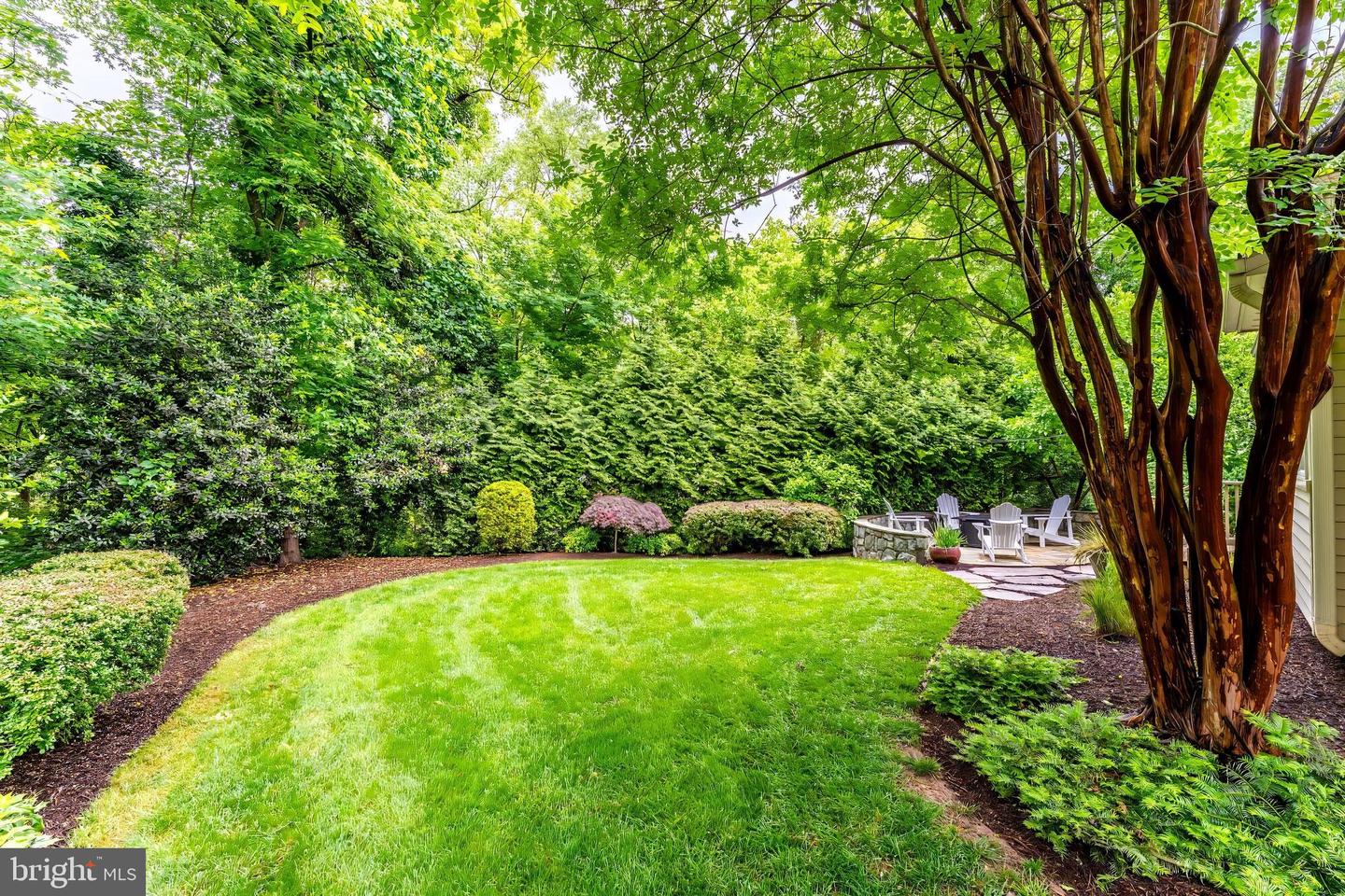 1655 HUNTING RIDGE CT, MCLEAN, Virginia 22101, 4 Bedrooms Bedrooms, ,4 BathroomsBathrooms,Residential,For sale,1655 HUNTING RIDGE CT,VAFX2242382 MLS # VAFX2242382