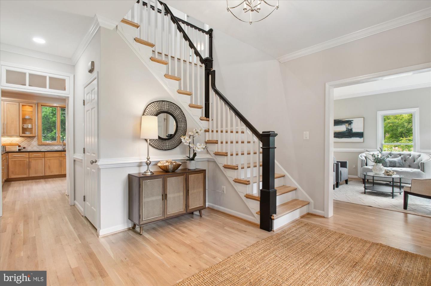 1655 HUNTING RIDGE CT, MCLEAN, Virginia 22101, 4 Bedrooms Bedrooms, ,4 BathroomsBathrooms,Residential,For sale,1655 HUNTING RIDGE CT,VAFX2242382 MLS # VAFX2242382