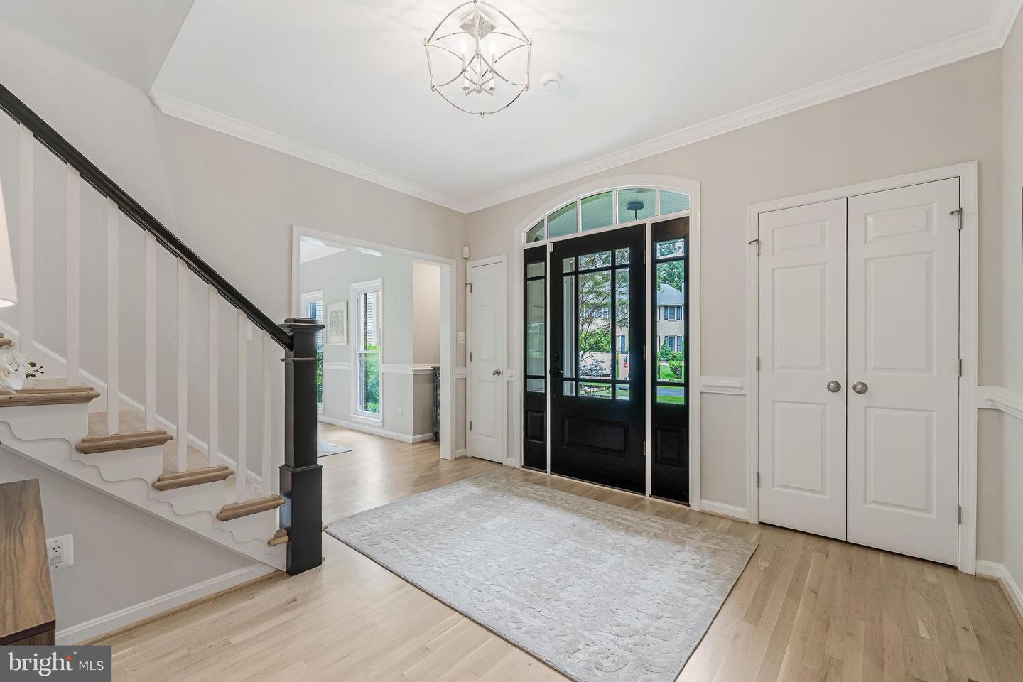 1655 HUNTING RIDGE CT, MCLEAN, Virginia 22101, 4 Bedrooms Bedrooms, ,4 BathroomsBathrooms,Residential,For sale,1655 HUNTING RIDGE CT,VAFX2242382 MLS # VAFX2242382