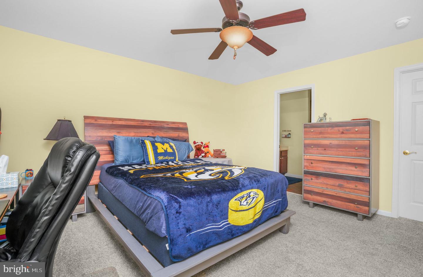 37323 DAVEY JONES BLVD, GREENBACKVILLE, Virginia 23356, 3 Bedrooms Bedrooms, ,2 BathroomsBathrooms,Residential,For sale,37323 DAVEY JONES BLVD,VAAC2001884 MLS # VAAC2001884