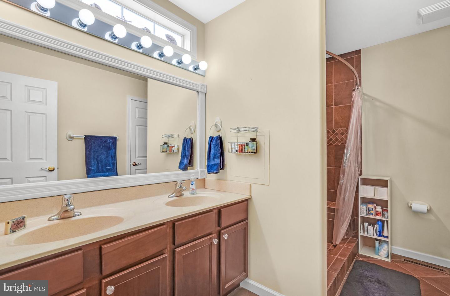 37323 DAVEY JONES BLVD, GREENBACKVILLE, Virginia 23356, 3 Bedrooms Bedrooms, ,2 BathroomsBathrooms,Residential,For sale,37323 DAVEY JONES BLVD,VAAC2001884 MLS # VAAC2001884