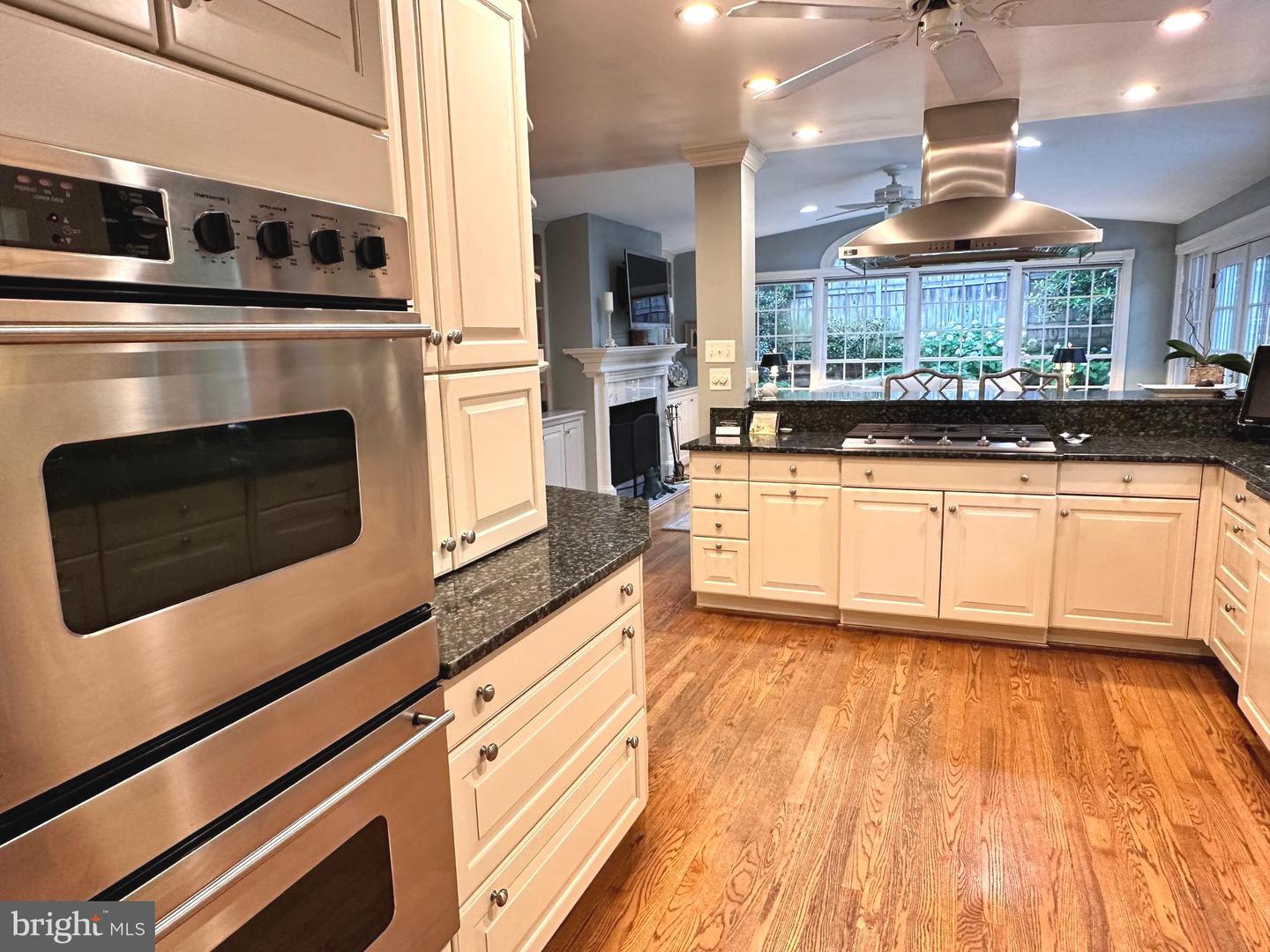 2905 DARTMOUTH RD, ALEXANDRIA, Virginia 22314, 3 Bedrooms Bedrooms, ,3 BathroomsBathrooms,Residential,For sale,2905 DARTMOUTH RD,VAAX2045656 MLS # VAAX2045656