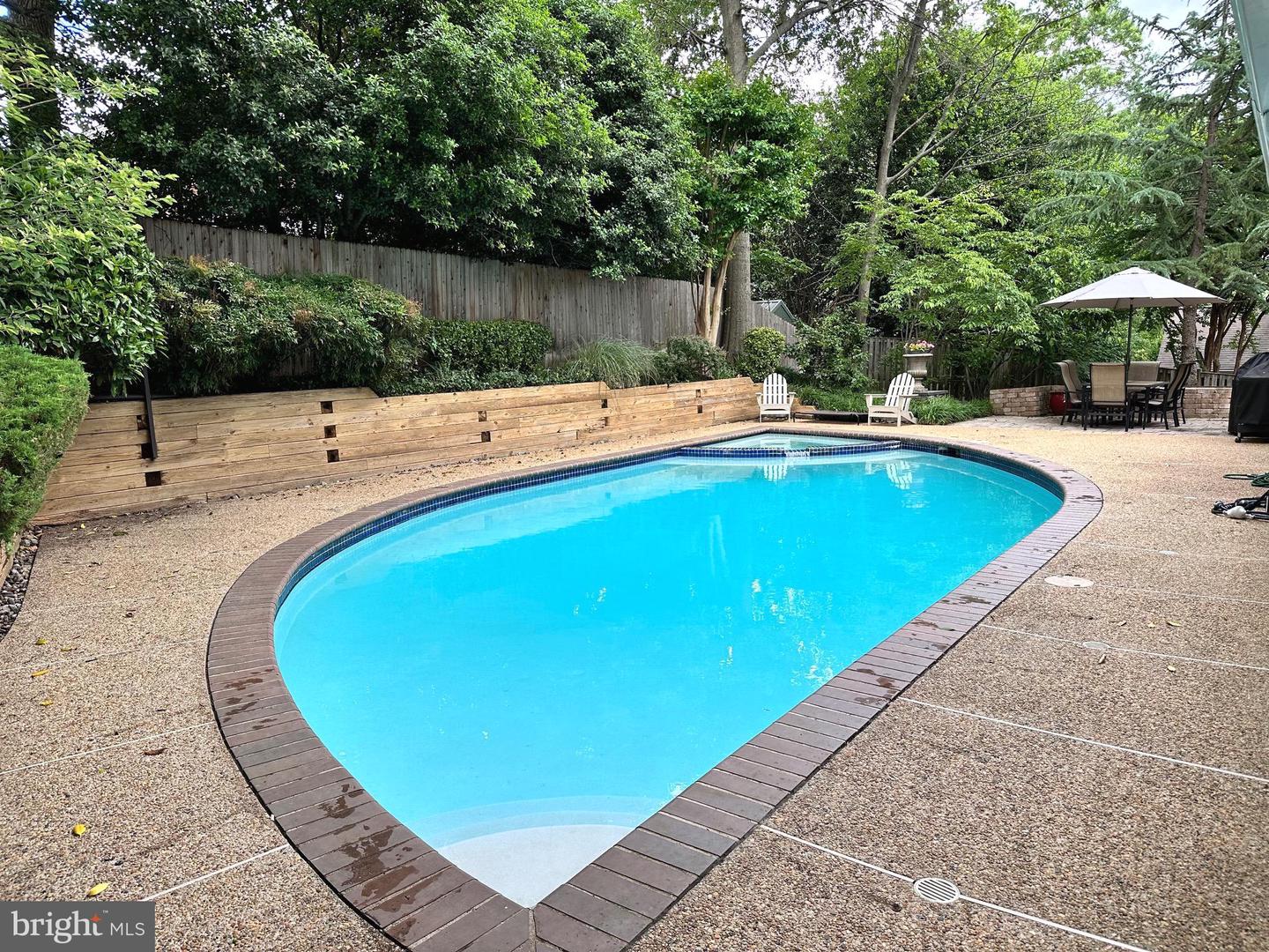 2905 DARTMOUTH RD, ALEXANDRIA, Virginia 22314, 3 Bedrooms Bedrooms, ,3 BathroomsBathrooms,Residential,For sale,2905 DARTMOUTH RD,VAAX2045656 MLS # VAAX2045656