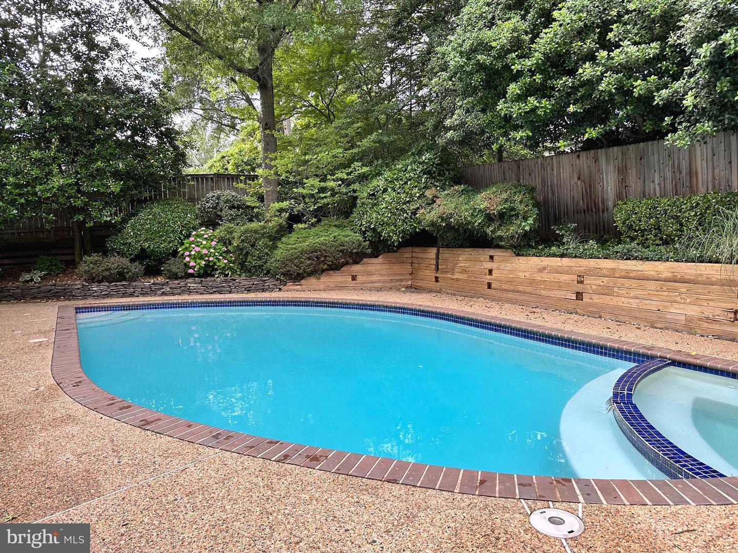 2905 DARTMOUTH RD, ALEXANDRIA, Virginia 22314, 3 Bedrooms Bedrooms, ,3 BathroomsBathrooms,Residential,For sale,2905 DARTMOUTH RD,VAAX2045656 MLS # VAAX2045656