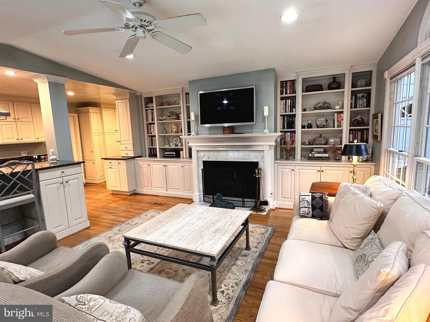 2905 DARTMOUTH RD, ALEXANDRIA, Virginia 22314, 3 Bedrooms Bedrooms, ,3 BathroomsBathrooms,Residential,For sale,2905 DARTMOUTH RD,VAAX2045656 MLS # VAAX2045656