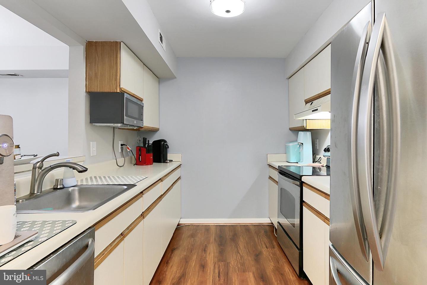 5810 ORCHARD HILL CT #5810, CLIFTON, Virginia 20124, 2 Bedrooms Bedrooms, ,2 BathroomsBathrooms,Residential,For sale,5810 ORCHARD HILL CT #5810,VAFX2242464 MLS # VAFX2242464