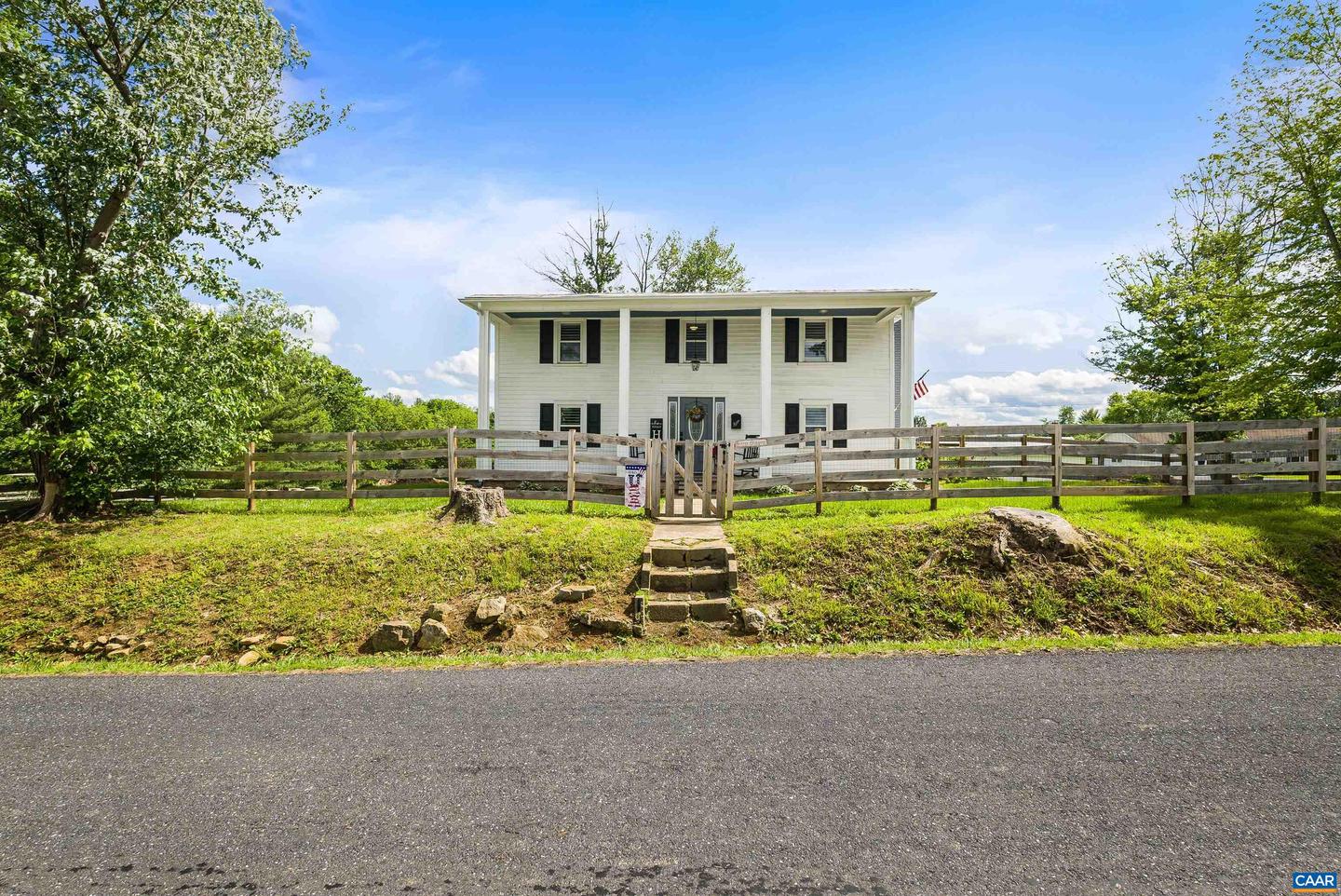 671 HILDEBRAND CHURCH RD, WAYNESBORO, Virginia 22980, 3 Bedrooms Bedrooms, ,2 BathroomsBathrooms,Residential,For sale,671 HILDEBRAND CHURCH RD,664803 MLS # 664803