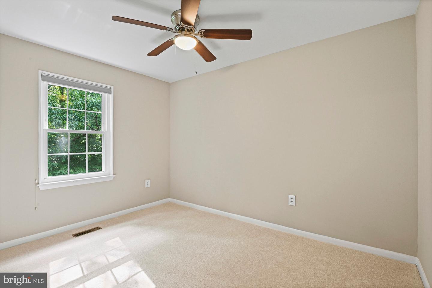 2249 GUNSMITH SQ, RESTON, Virginia 20191, 3 Bedrooms Bedrooms, ,2 BathroomsBathrooms,Residential,For sale,2249 GUNSMITH SQ,VAFX2242544 MLS # VAFX2242544