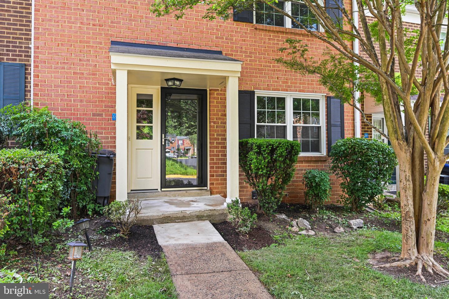 2249 GUNSMITH SQ, RESTON, Virginia 20191, 3 Bedrooms Bedrooms, ,2 BathroomsBathrooms,Residential,For sale,2249 GUNSMITH SQ,VAFX2242544 MLS # VAFX2242544