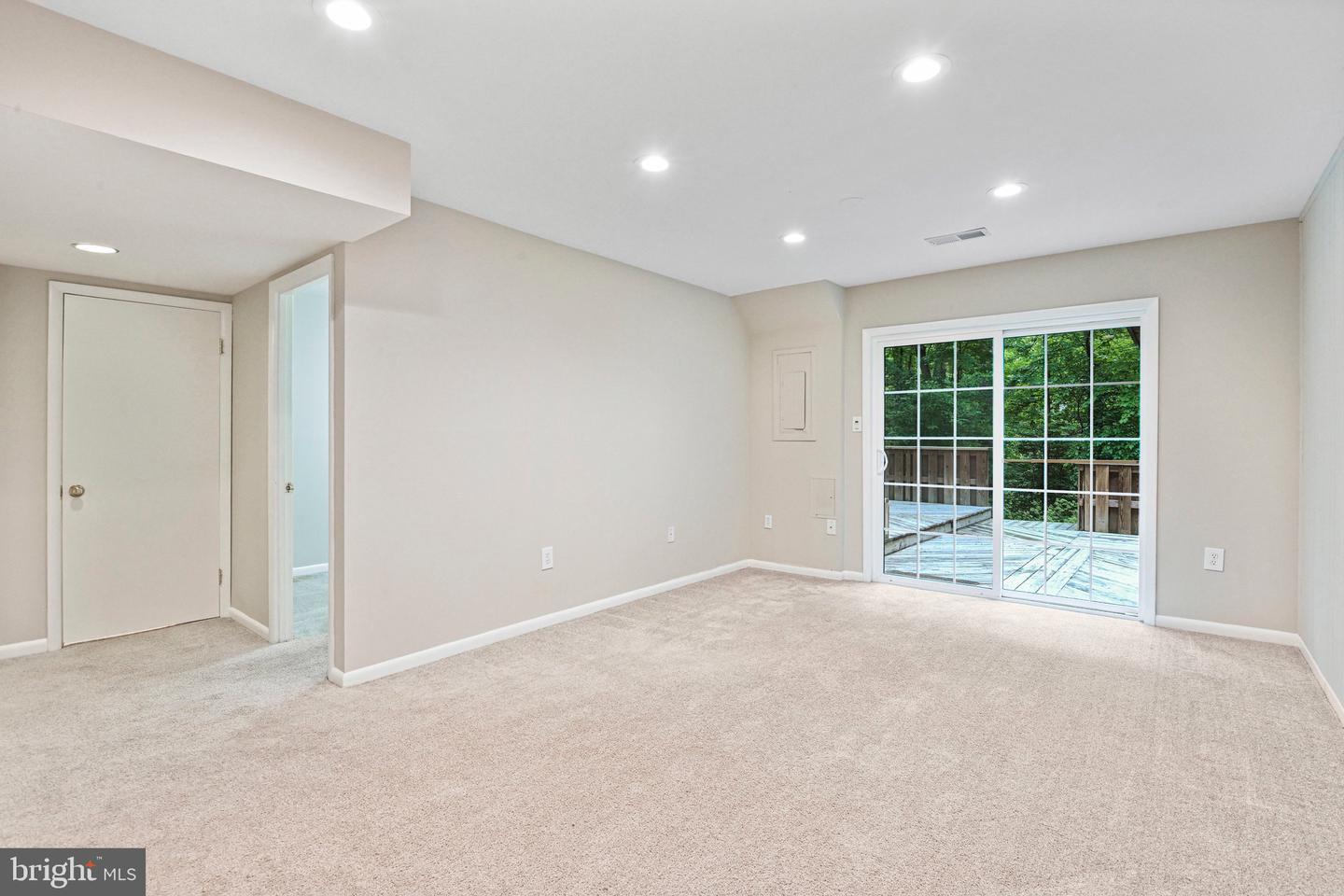 2249 GUNSMITH SQ, RESTON, Virginia 20191, 3 Bedrooms Bedrooms, ,2 BathroomsBathrooms,Residential,For sale,2249 GUNSMITH SQ,VAFX2242544 MLS # VAFX2242544