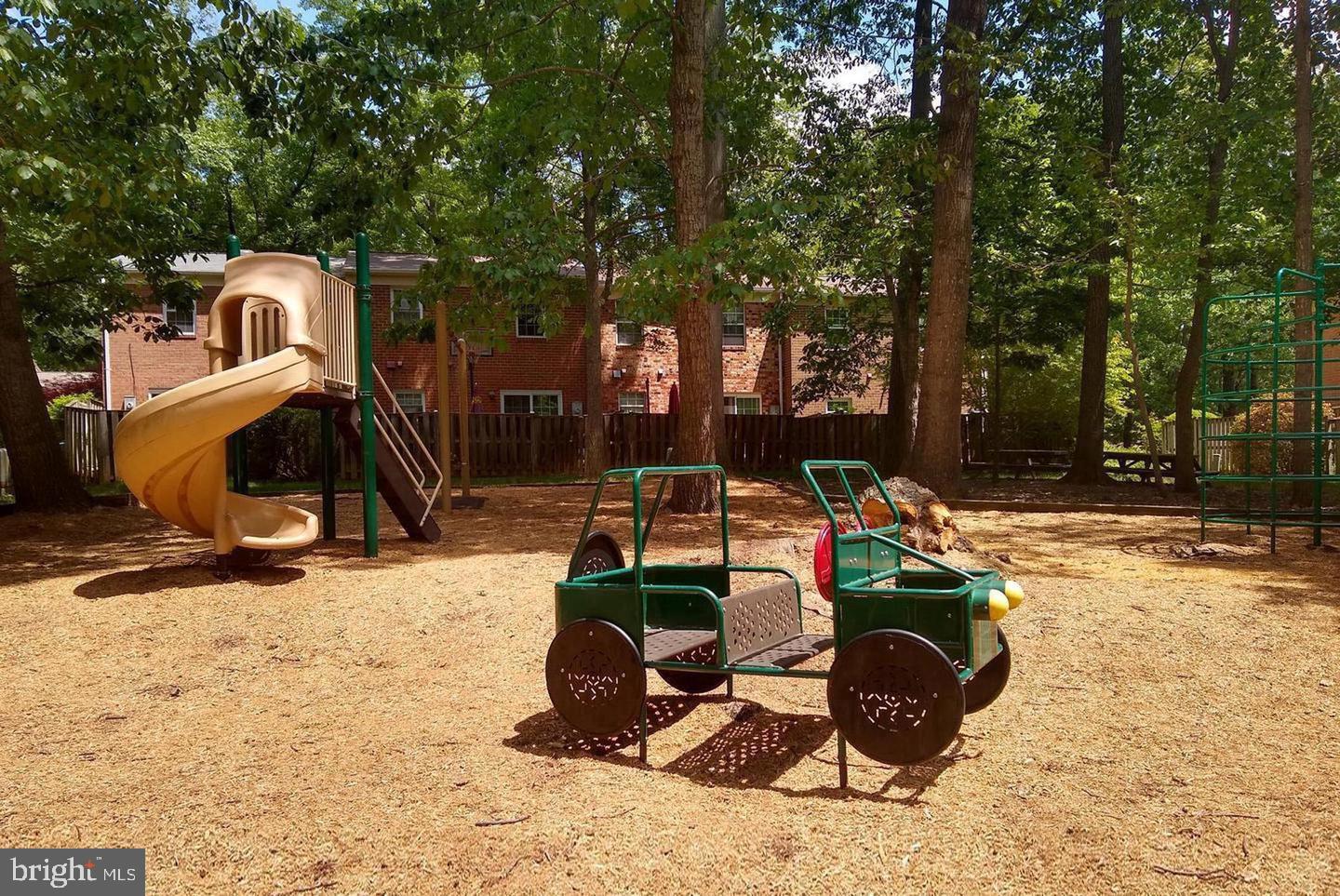 2249 GUNSMITH SQ, RESTON, Virginia 20191, 3 Bedrooms Bedrooms, ,2 BathroomsBathrooms,Residential,For sale,2249 GUNSMITH SQ,VAFX2242544 MLS # VAFX2242544
