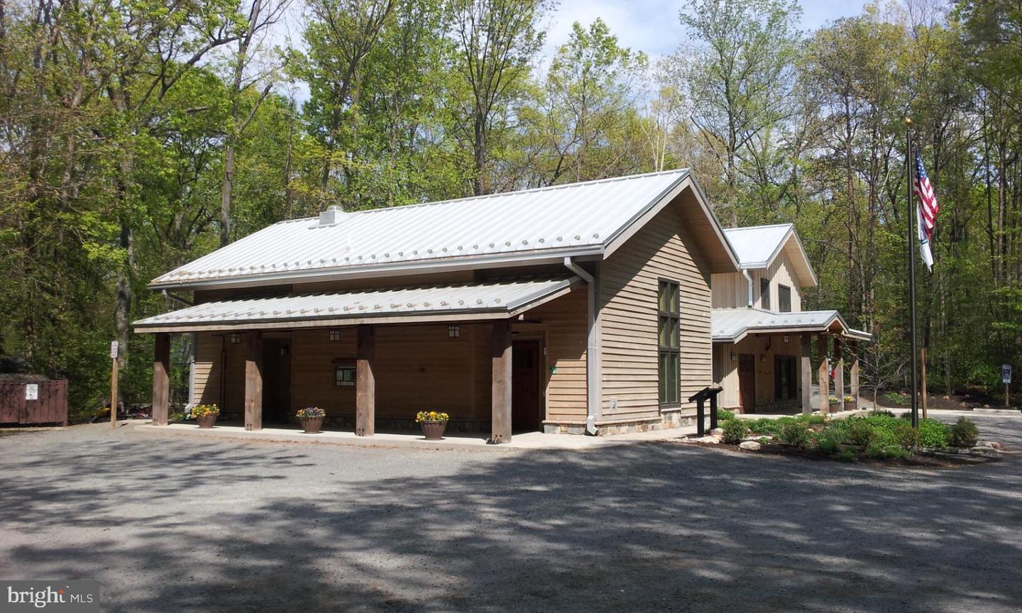 2249 GUNSMITH SQ, RESTON, Virginia 20191, 3 Bedrooms Bedrooms, ,2 BathroomsBathrooms,Residential,For sale,2249 GUNSMITH SQ,VAFX2242544 MLS # VAFX2242544