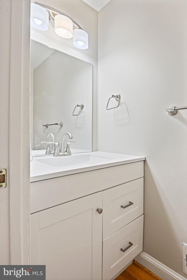 2249 GUNSMITH SQ, RESTON, Virginia 20191, 3 Bedrooms Bedrooms, ,2 BathroomsBathrooms,Residential,For sale,2249 GUNSMITH SQ,VAFX2242544 MLS # VAFX2242544