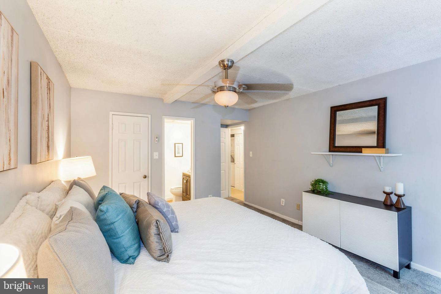 11833 SHIRE CT #12C, RESTON, Virginia 20191, 2 Bedrooms Bedrooms, ,2 BathroomsBathrooms,Residential,For sale,11833 SHIRE CT #12C,VAFX2242778 MLS # VAFX2242778