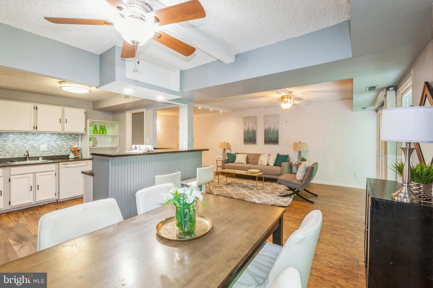 11833 SHIRE CT #12C, RESTON, Virginia 20191, 2 Bedrooms Bedrooms, ,2 BathroomsBathrooms,Residential,For sale,11833 SHIRE CT #12C,VAFX2242778 MLS # VAFX2242778