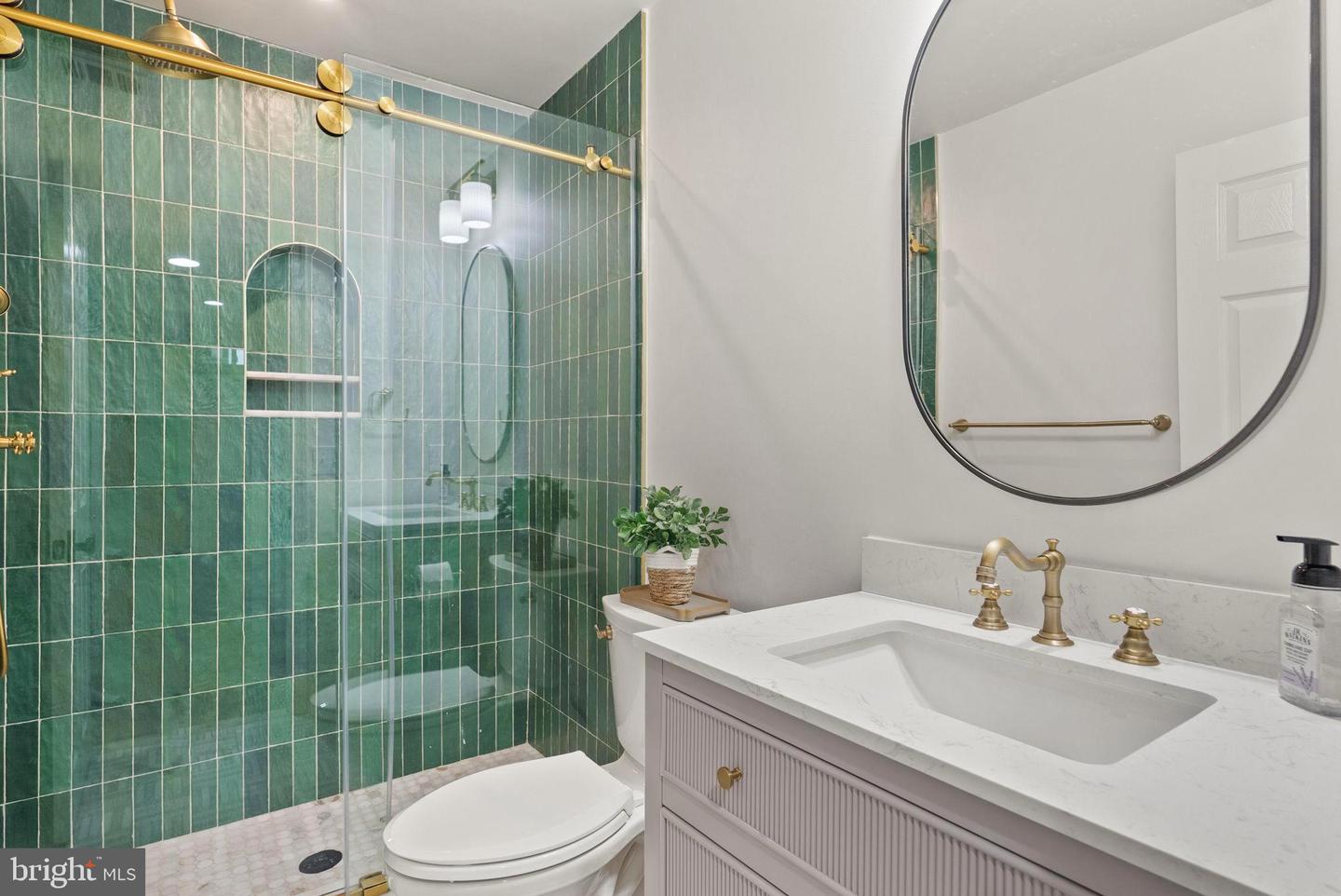 10000 MANOR PL, FAIRFAX, Virginia 22032, 5 Bedrooms Bedrooms, ,4 BathroomsBathrooms,Residential,For sale,10000 MANOR PL,VAFX2242866 MLS # VAFX2242866