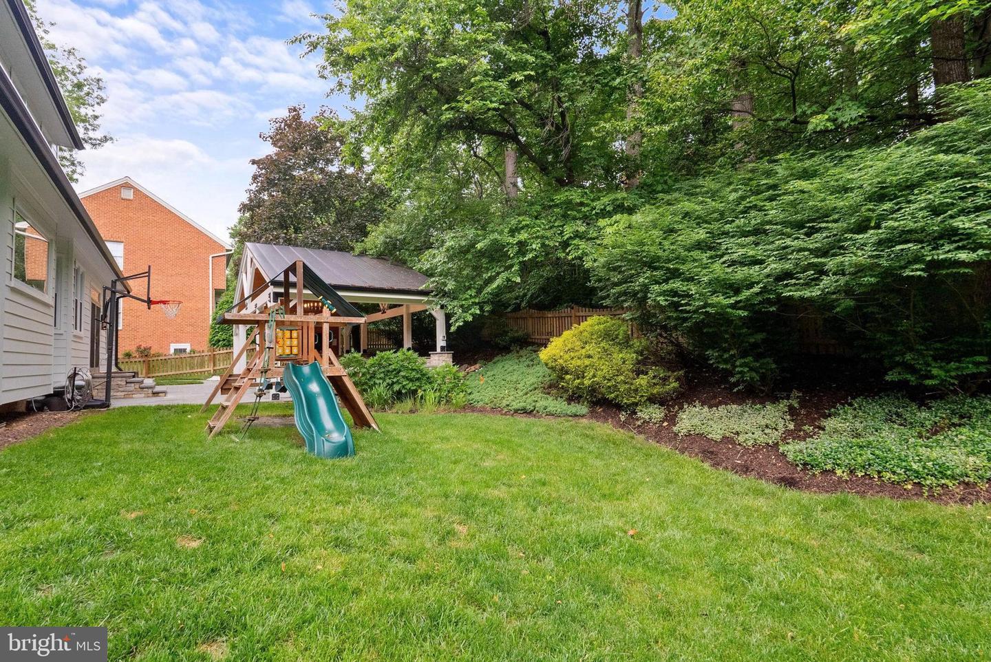 10000 MANOR PL, FAIRFAX, Virginia 22032, 5 Bedrooms Bedrooms, ,4 BathroomsBathrooms,Residential,For sale,10000 MANOR PL,VAFX2242866 MLS # VAFX2242866