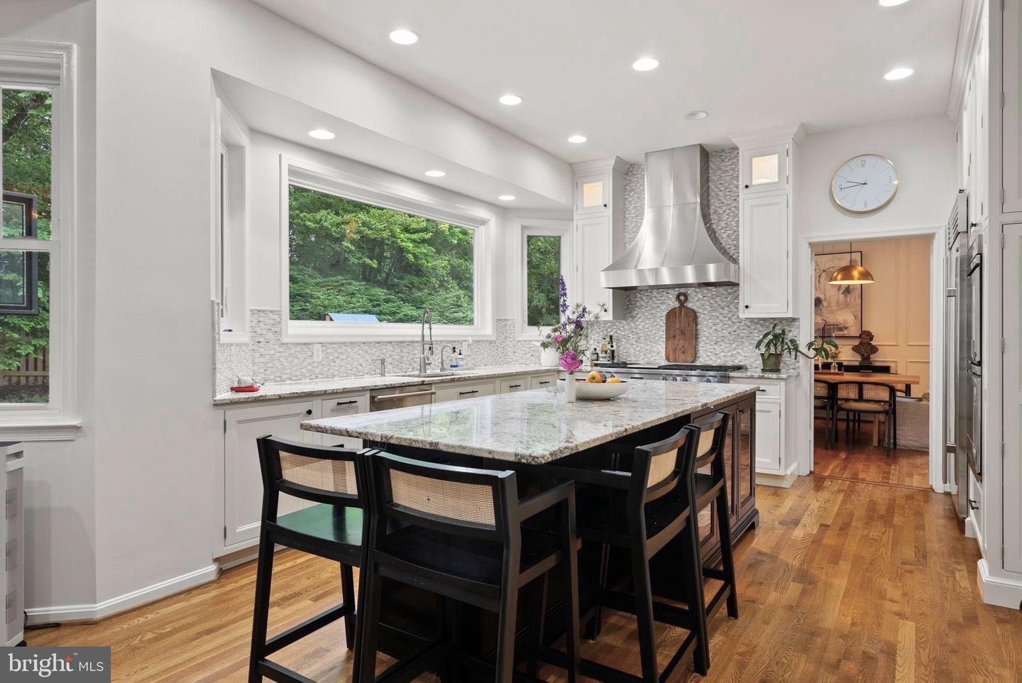10000 MANOR PL, FAIRFAX, Virginia 22032, 5 Bedrooms Bedrooms, ,4 BathroomsBathrooms,Residential,For sale,10000 MANOR PL,VAFX2242866 MLS # VAFX2242866