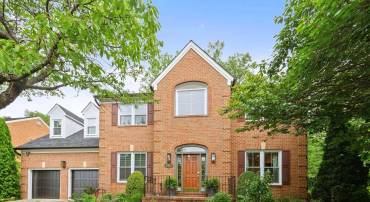 10000 MANOR PL, FAIRFAX, Virginia 22032, 5 Bedrooms Bedrooms, ,4 BathroomsBathrooms,Residential,For sale,10000 MANOR PL,VAFX2242866 MLS # VAFX2242866