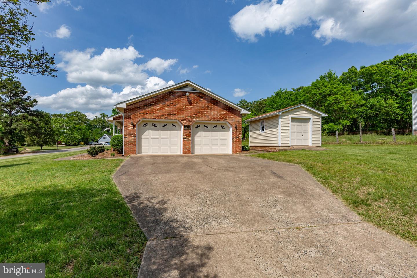 113 KENDALLWOOD DR, FREDERICKSBURG, Virginia 22405, 3 Bedrooms Bedrooms, ,2 BathroomsBathrooms,Residential,For sale,113 KENDALLWOOD DR,VAST2039138 MLS # VAST2039138