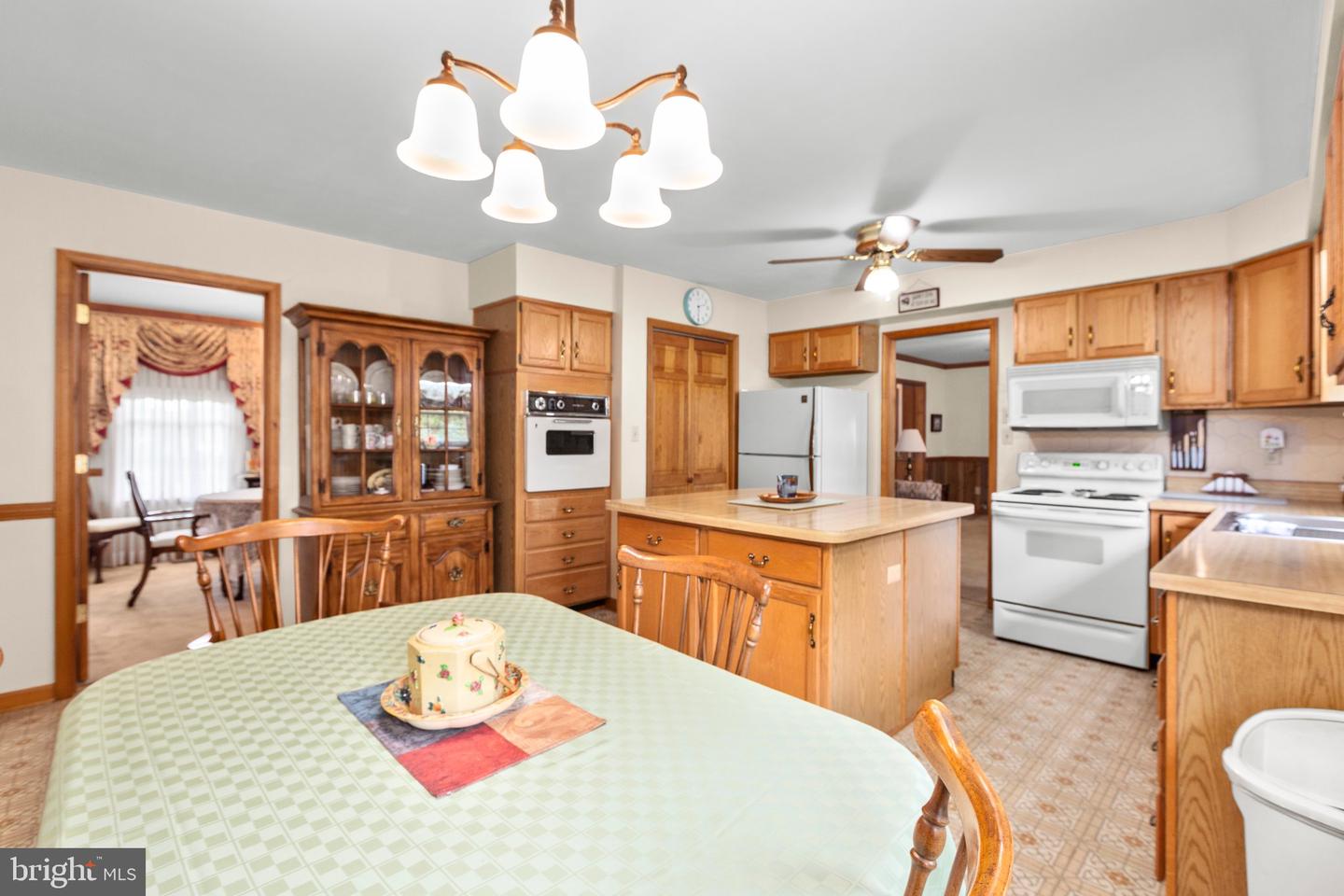 113 KENDALLWOOD DR, FREDERICKSBURG, Virginia 22405, 3 Bedrooms Bedrooms, ,2 BathroomsBathrooms,Residential,For sale,113 KENDALLWOOD DR,VAST2039138 MLS # VAST2039138