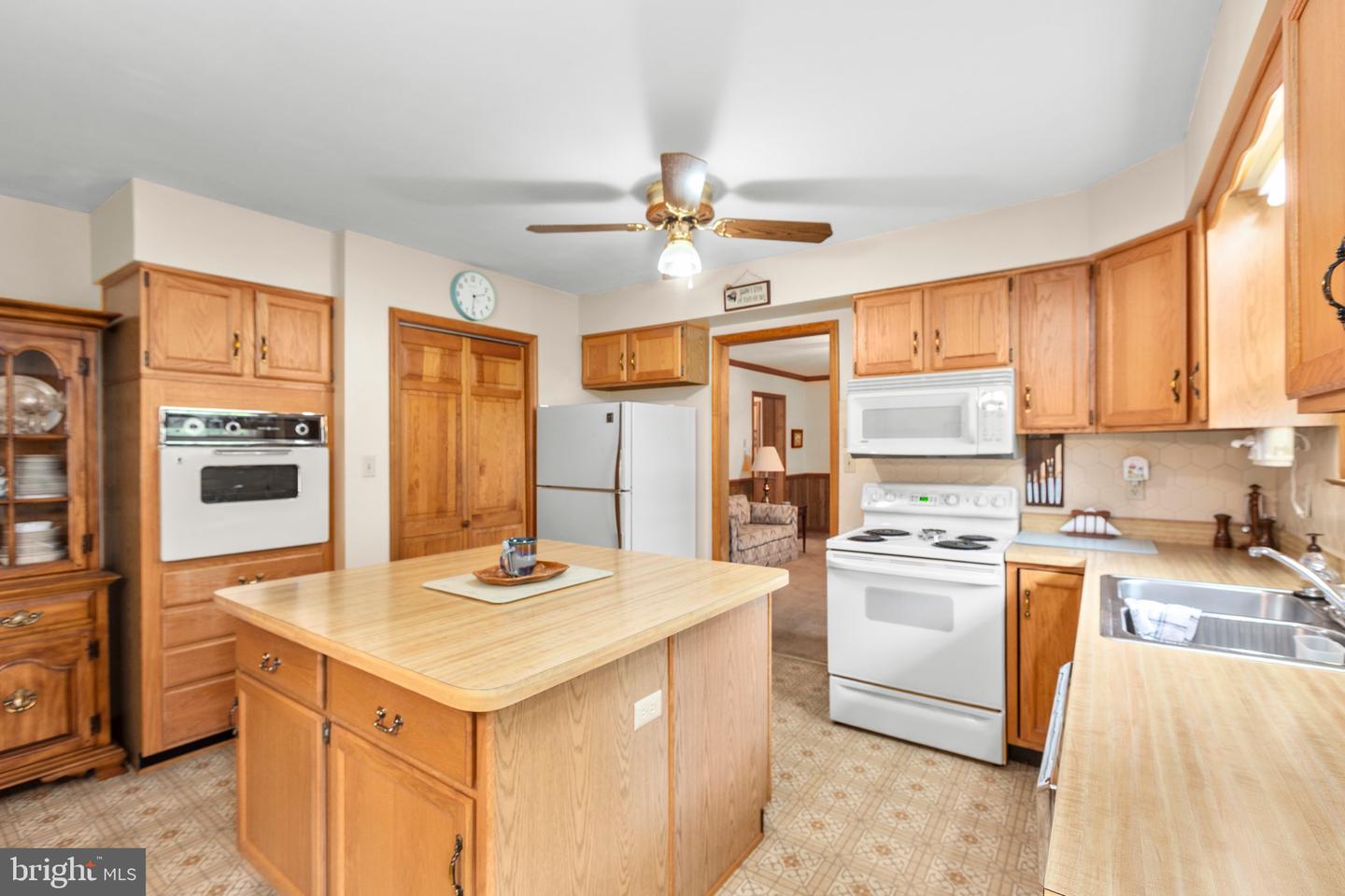 113 KENDALLWOOD DR, FREDERICKSBURG, Virginia 22405, 3 Bedrooms Bedrooms, ,2 BathroomsBathrooms,Residential,For sale,113 KENDALLWOOD DR,VAST2039138 MLS # VAST2039138