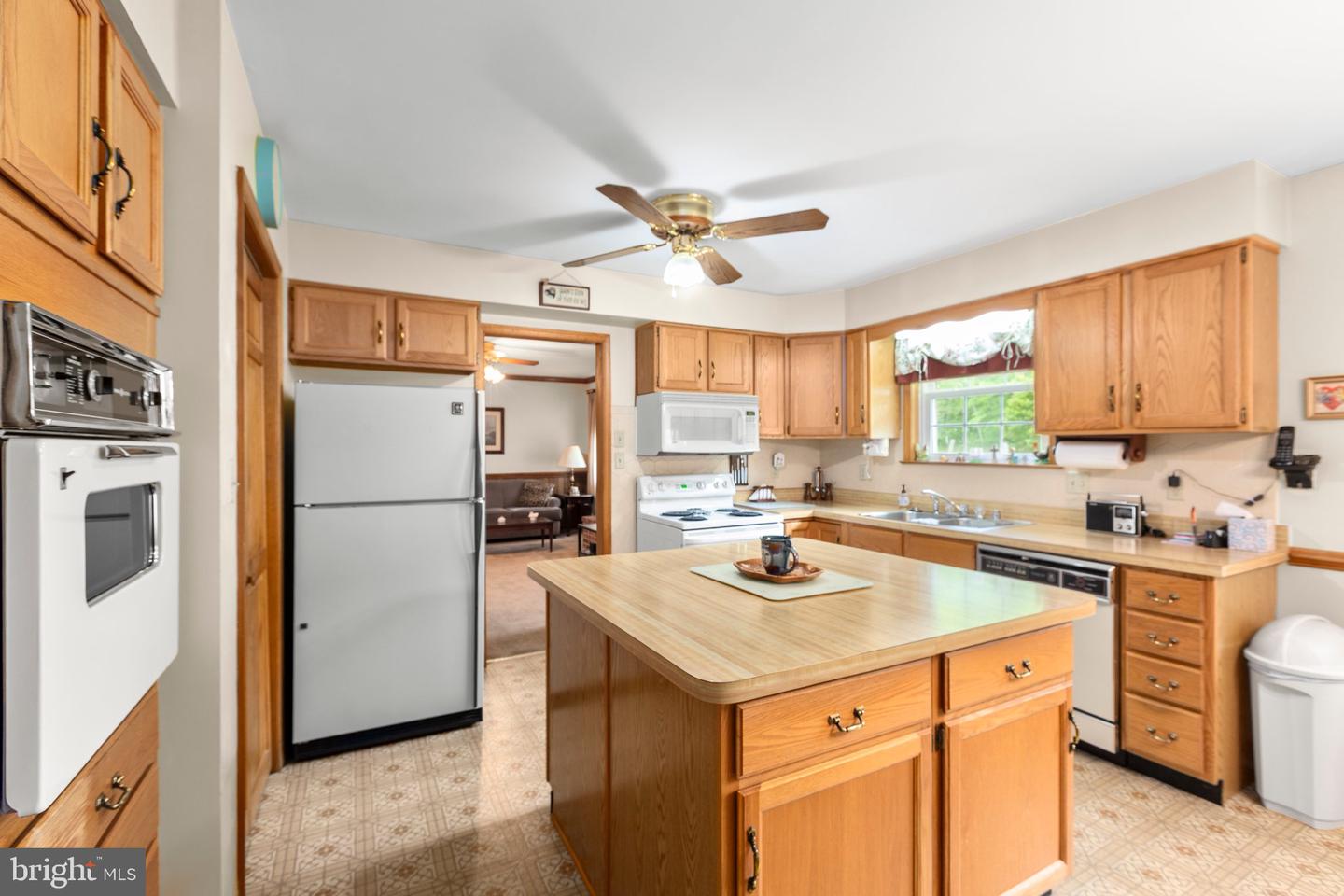 113 KENDALLWOOD DR, FREDERICKSBURG, Virginia 22405, 3 Bedrooms Bedrooms, ,2 BathroomsBathrooms,Residential,For sale,113 KENDALLWOOD DR,VAST2039138 MLS # VAST2039138