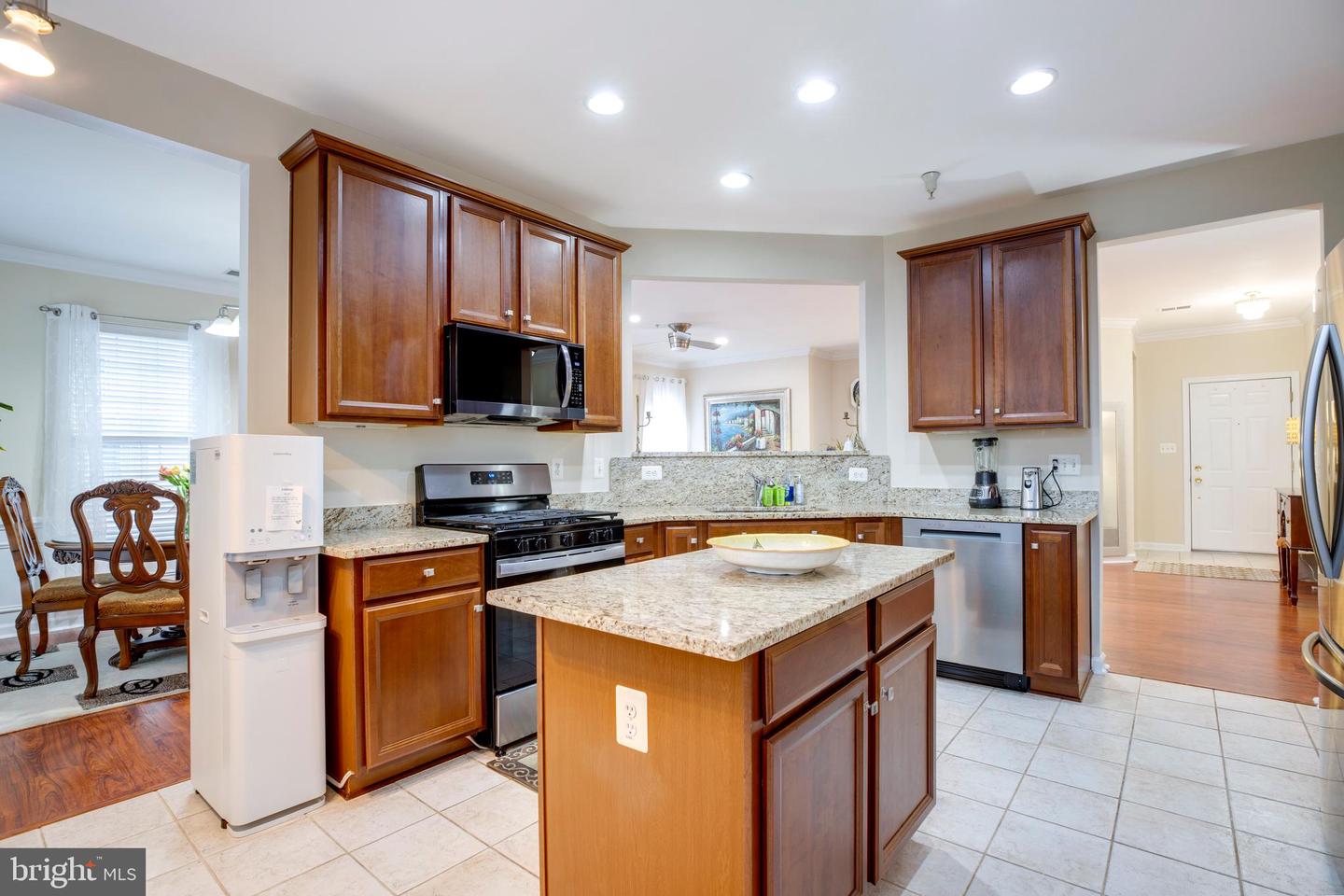 9722 HOLMES PL #307, MANASSAS PARK, Virginia 20111, 2 Bedrooms Bedrooms, ,2 BathroomsBathrooms,Residential,For sale,9722 HOLMES PL #307,VAMP2003056 MLS # VAMP2003056