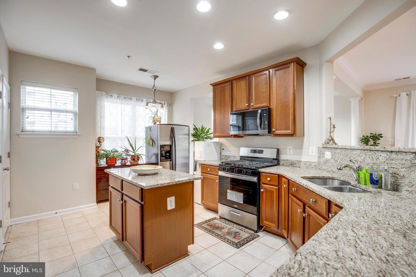 9722 HOLMES PL #307, MANASSAS PARK, Virginia 20111, 2 Bedrooms Bedrooms, ,2 BathroomsBathrooms,Residential,For sale,9722 HOLMES PL #307,VAMP2003056 MLS # VAMP2003056