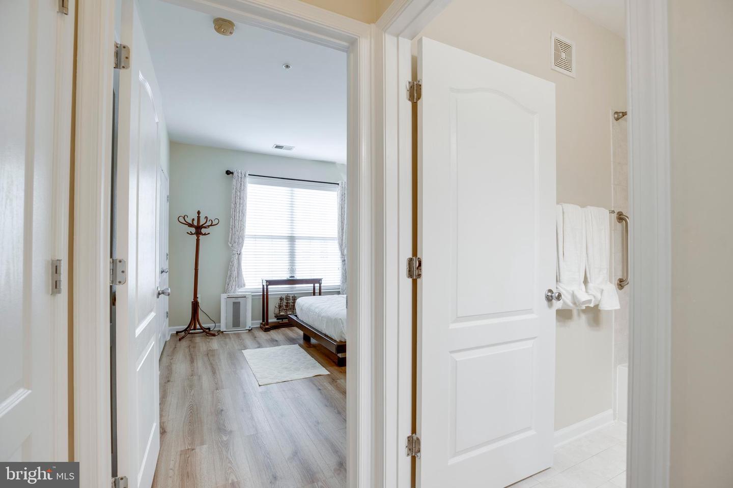 9722 HOLMES PL #307, MANASSAS PARK, Virginia 20111, 2 Bedrooms Bedrooms, ,2 BathroomsBathrooms,Residential,For sale,9722 HOLMES PL #307,VAMP2003056 MLS # VAMP2003056