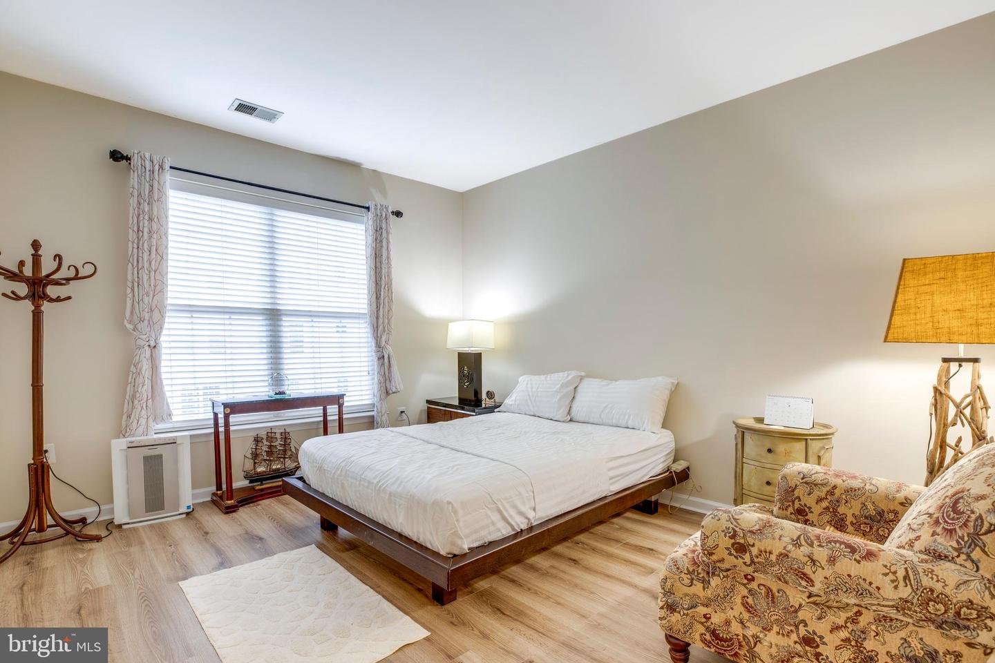 9722 HOLMES PL #307, MANASSAS PARK, Virginia 20111, 2 Bedrooms Bedrooms, ,2 BathroomsBathrooms,Residential,For sale,9722 HOLMES PL #307,VAMP2003056 MLS # VAMP2003056