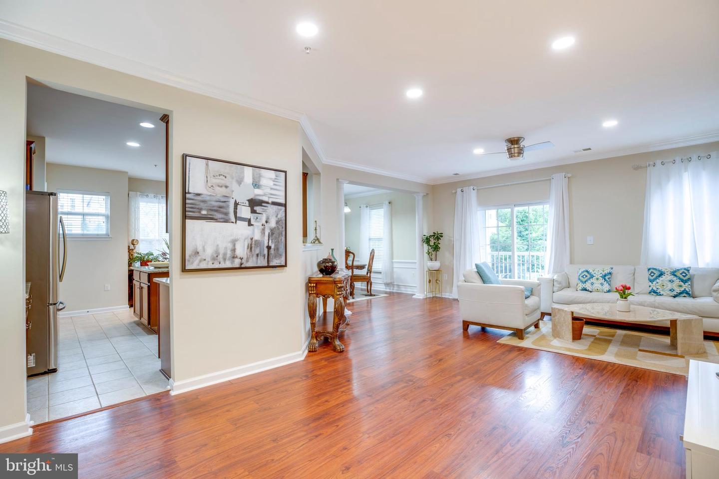 9722 HOLMES PL #307, MANASSAS PARK, Virginia 20111, 2 Bedrooms Bedrooms, ,2 BathroomsBathrooms,Residential,For sale,9722 HOLMES PL #307,VAMP2003056 MLS # VAMP2003056