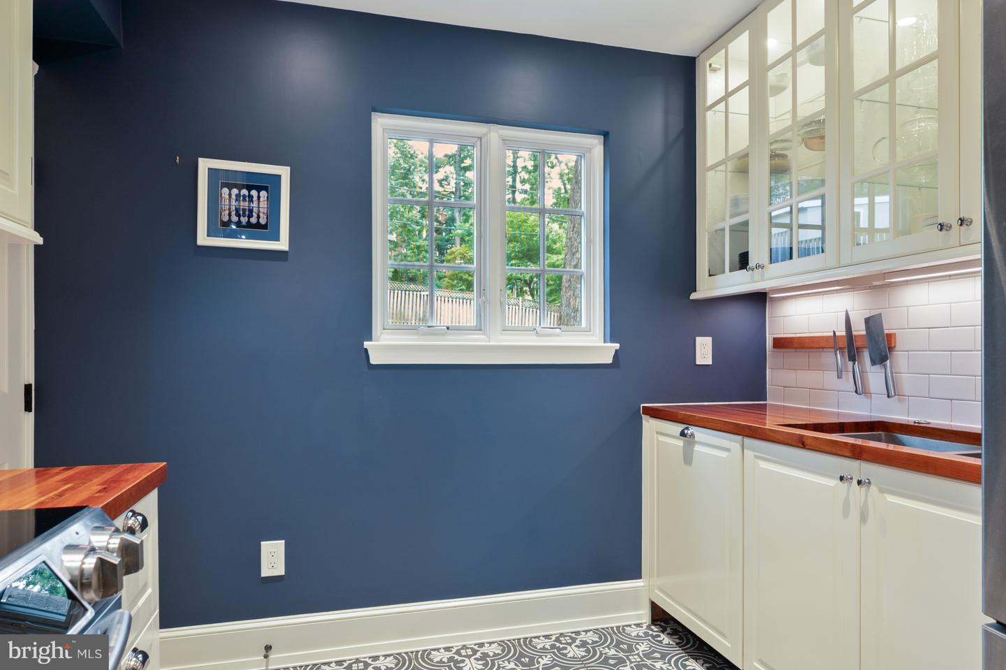 504 KENTUCKY AVE, ALEXANDRIA, Virginia 22305, 3 Bedrooms Bedrooms, ,1 BathroomBathrooms,Residential,For sale,504 KENTUCKY AVE,VAAX2045644 MLS # VAAX2045644